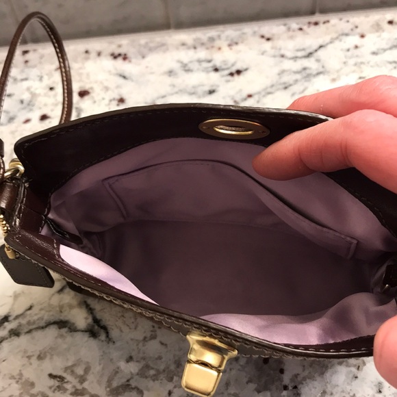 Coach classic fabric clutch wristlet - Picture 3 of 3